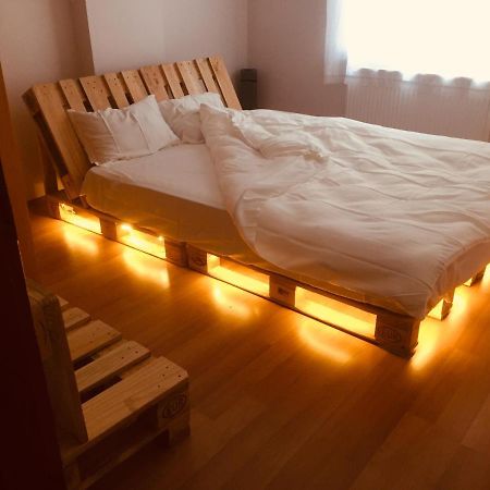 Single Room, Одноместная Комната В Доме, Chambre D'Une Personne, Habitacion Individual Istanbul Bagian luar foto